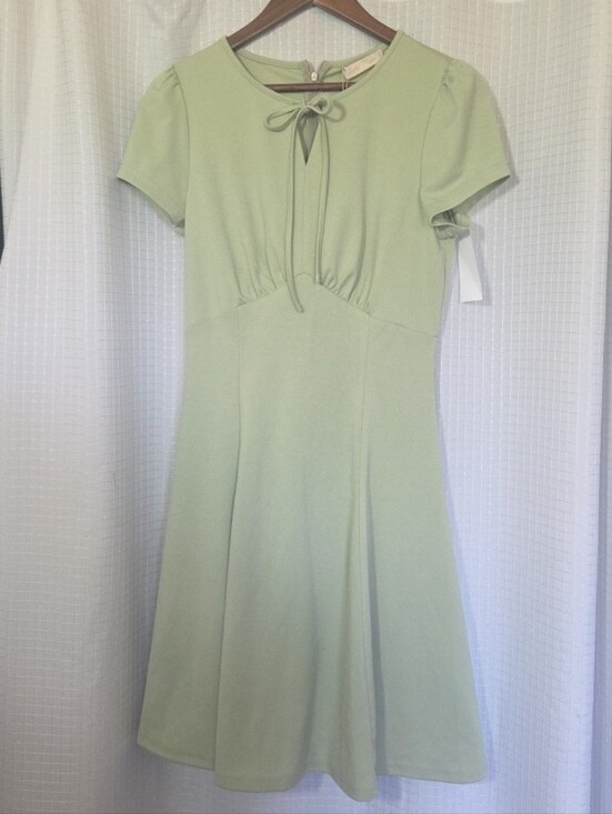 belle poque Dresses & Skirts - NWT 50s Style Sage Fit & Flare Dress Retro Vintage Inspired Tie Front Size Med
